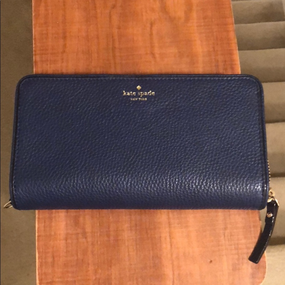 Kate Spade wristlet/wallet